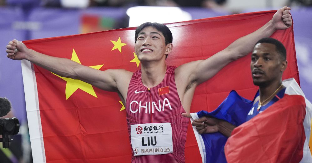 篮球湖人替补球员贡献关键篮板